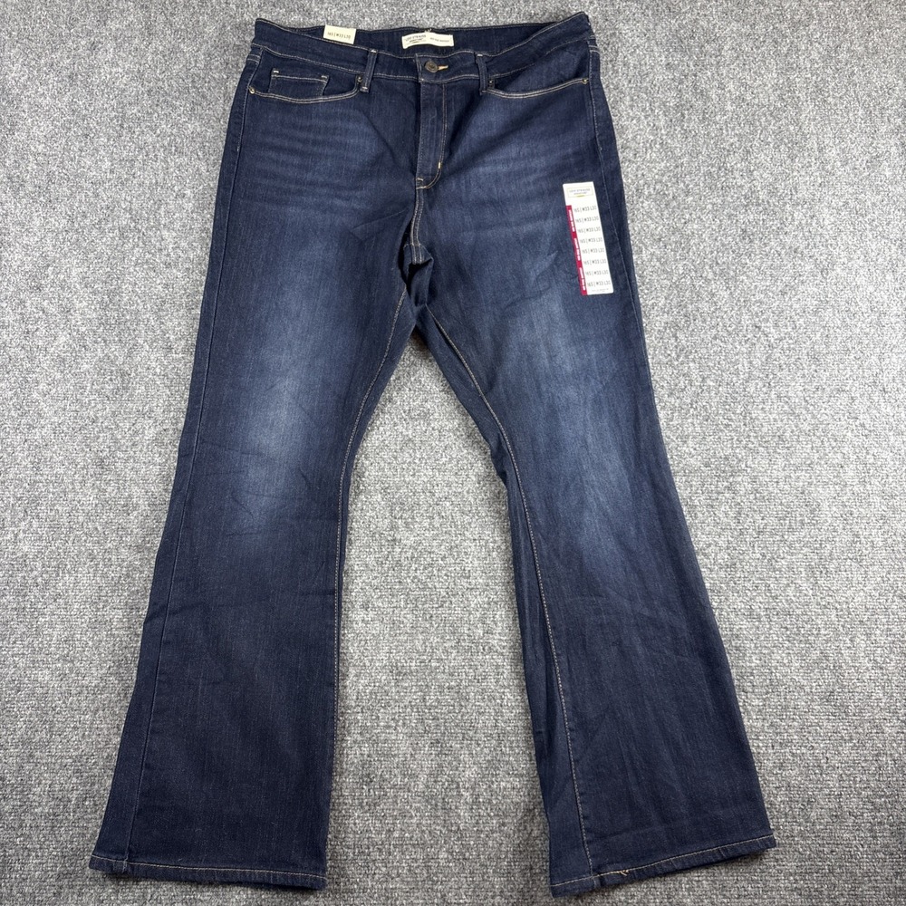 NWT Levi Strauss Signature Gold Mid-Rise Bootcut Jeans Women's 16S W33 L30